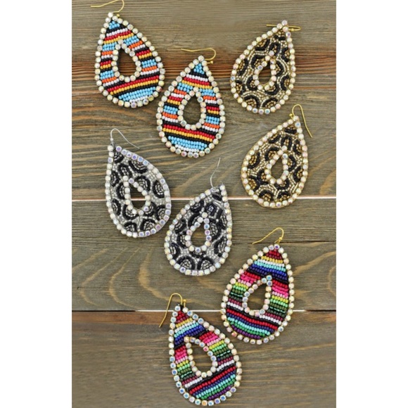 Western style serape tear drop earrings - Picture 2 of 3